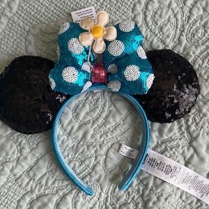 Disney vintage style Minnie Mouse ears head band NWT